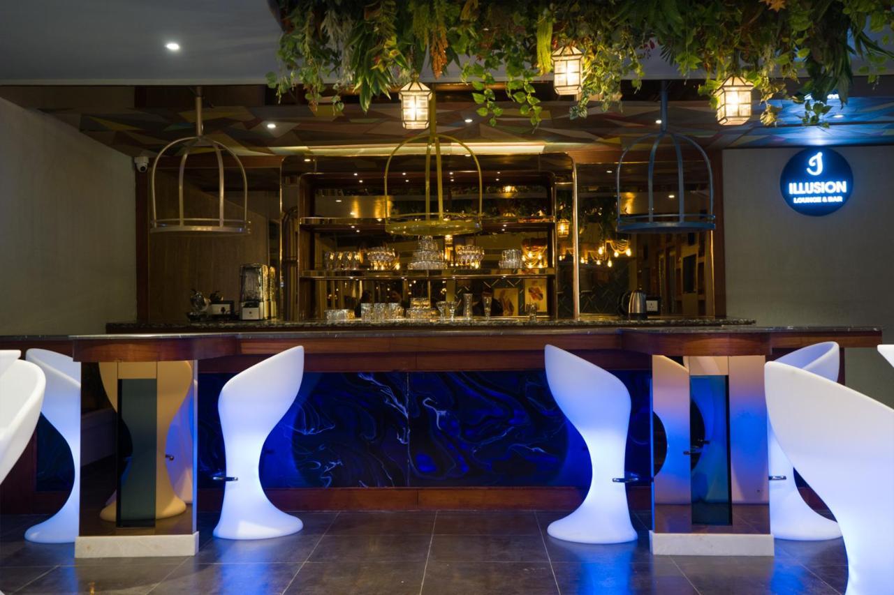 Clarks Inn Suites كانجرا المظهر الخارجي الصورة