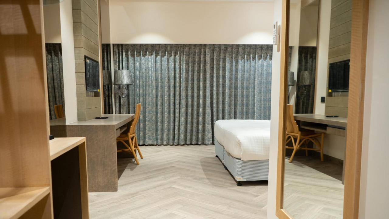 Clarks Inn Suites كانجرا المظهر الخارجي الصورة